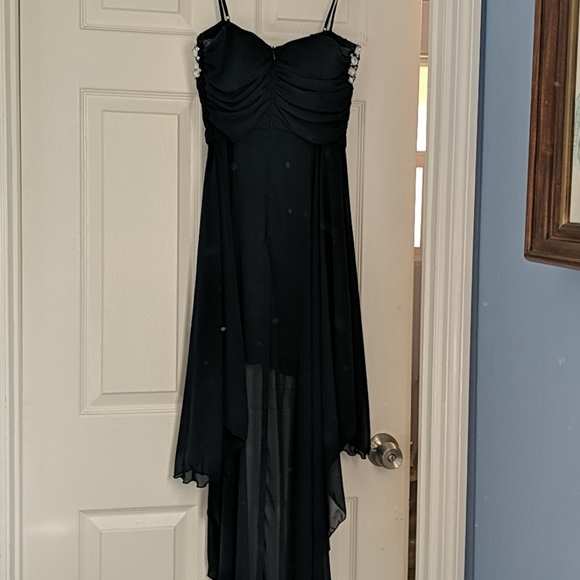 Special occasion dress - Picture 3 of 3